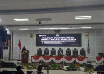 Wawalikota Malang Dengan Sahnya Ranperda Perubahan BPR Tugu Artha Untuk Memperluas Pelayanan