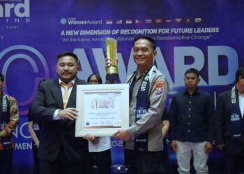 Bersama Pengusaha dari Kamboja dan Malaysia, Kombes Pol Nanang Haryono, SH, SIK MSi Kembali Raih Award 2025