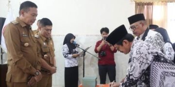 Wali Kota Malang, Mengukuhkan Kepengurusan PGRI Kota Malang Masa Bakti 2025–2030.