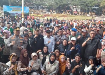 Apel Bersama “Sinergi Ngalam Mbois Guyub Damai”, di Depan Balaikota Malang