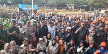 Apel Bersama “Sinergi Ngalam Mbois Guyub Damai”, di Depan Balaikota Malang