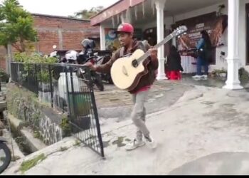 Eko Pramono, Keterbatasan Fisik Bukanlah Penghalang untuk Berkreasi.