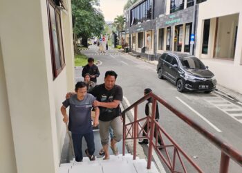 Gercep, Tak Butuh Waktu Lama Tim Buser Singo Sat Reskrim Polres Batu Berhasil Tangkap Terduga Pelaku Penyebar Foto Vulgar di Ngawi