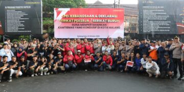 Polresta Malang Kota Bersama Serikat Pekerja/Butuh Melaksanakan Apel Kebangsaan dan Deklarasi
