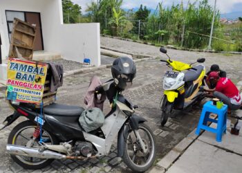 Sugianto Warga Kelurahan Temas, Sejak 2021 Berprofesi Sebagai Tukang Tambal Ban Online