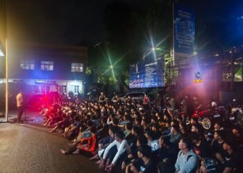 Polresta Malang Kota Gelar Patroli Blue Light, Bubarkan Kerumunan dan Amankan 111 Motor Diduga untuk Balap Liar