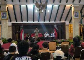 Revolusi Mental Suporter: Dari Kurikulum Dini Hingga Sinergi Ekonomi Berkelanjutan