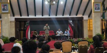 Revolusi Mental Suporter: Dari Kurikulum Dini Hingga Sinergi Ekonomi Berkelanjutan