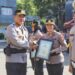 Kapolresta Malang Kota Berikan Penghargaan ke 33 Personil Polresta Malang Kota Yang Berdedikasi dan Berprestasi