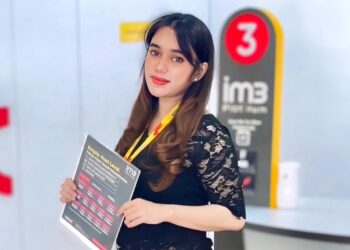 Sosok Revania,  Membangun Karir Sebagai Konten Kreator Tidak Terpaku Pada Identitas Profesionalisme