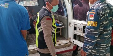 Gerak Cepat Petugas, Korban Terseret Ombak di Pantai Wonogoro Berhasil Dievakuasi