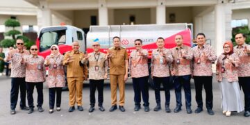 Pertama Kali, Tugu Tirta Terima Bantuan CSR Truk Tangki dari Bank Jatim Untuk Layanan Masyarakat Kota Malang
