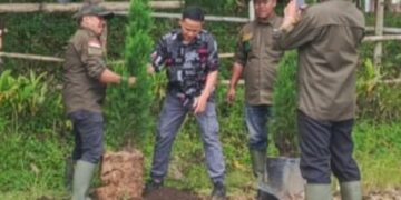 Kades Oro Oro Ombo Respon Positif Penanaman Pohon oleh PPA-BIRR Kota Batu