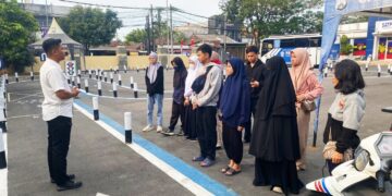 CEKATAN SIM Polresta Sidoarjo Bikin Pemohon Lulus Sekali Ujian Praktik