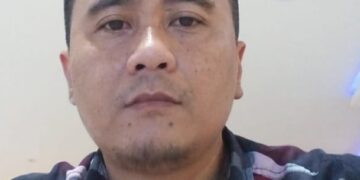 Modus Penipuan dalam Transaksi Elektronik : Perspektif UU ITE Oleh : Dr Yoyok Ucuk Suyono SH.M.Hum Dosen Pasca Sarjana fakultas Hukum Universitas Dr Soetomo, Surabaya