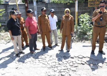 Sidak Mendadak, Wabup Sidoarjo Temukan Jalan Desa Bohar Rusak Parah
