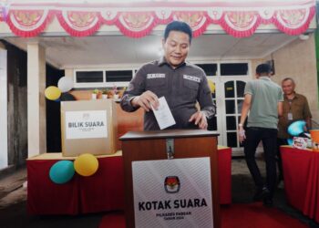 Pilkades Serentak Sidoarjo Berjalan Kondusif, Bupati Subandi Ajak Warga Jaga Persatuan