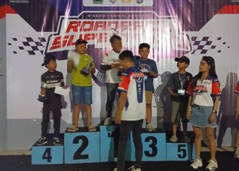 Zabdan Bidonk Juarai Kelas Komunitas Pemula Race Malang Raya Seri 1 di Sirkuit Roadrace X Supermoto Championship 2026