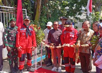 Letjen Purn A.M Putranto S. Sos. Resmikan Jembatan Gantung Curah Banteng di Temas Kota Batu