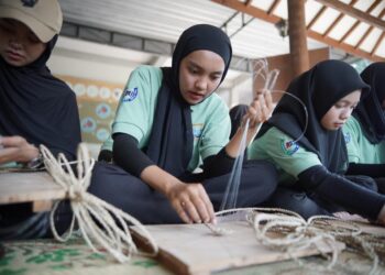 4 Hari di Gamplong: Mahasiswa UIBU Lewat Parkerif Kuatkan UMKM & Desa Wisata Yogyakarta