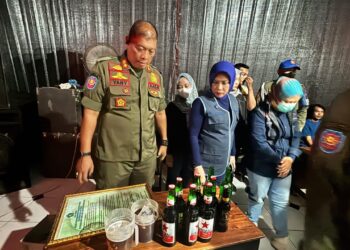 Sidak Tiga Titik Prostitusi dan Karaoke di Sidoarjo, Empat Wanita Diamankan, Wabup Mimik: “Sikat Habis, Sidoarjo Harus Bersih!”