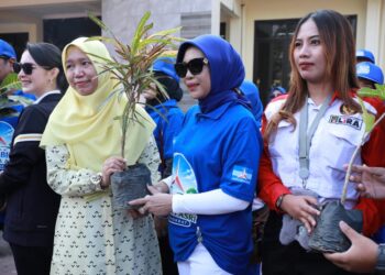 Wabup Mimik Idayana Ajak Warga Jadikan Menanam Pohon sebagai Budaya