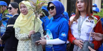 Wabup Mimik Idayana Ajak Warga Jadikan Menanam Pohon sebagai Budaya