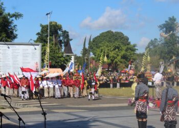 Prajurit Kodim 0707/Wonosobo Mendapat Kehormatan Menjadi Kumendhan Tata Upacara Pisowanan Agung Hari Jadi ke-201 Kabupaten Wonosobo 2026