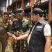 Bupati Sidoarjo Subandi Tutup Tiga Toko Miras Ilegal, 624 Botol Beralkohol Tinggi Disita.