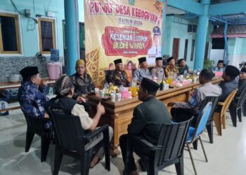 Kapolsek Jabon Silaturahmi dengan Tokoh Agama dan Masyarakat di Ruwat Desa Keboguyang