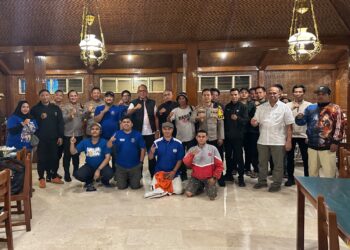 Rawat Kedamaian Sepak Bola, Kapolresta Malang Kota Bersama Polda Jatim Pertemukan Aremania dan Bonek di Pasuaruan