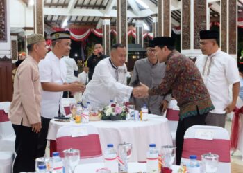 Malam Tirakatan HUT RI Ke-81, Subandi Tekankan Persatuan dan Pemerataan Kemerdekaan