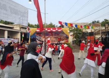 Semarak HUT RI ke-81, Warga RT 01 RW 09 Griya Kencana Gelar Jalan Sehat Ceria