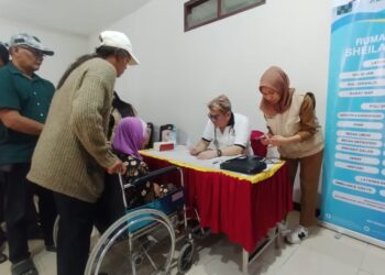 dr. Benjamin Ajak Warga Kedungturi Hidup Sehat, Bawa Misi Kemanusiaan hingga Operasi Bibir Sumbing Gratis