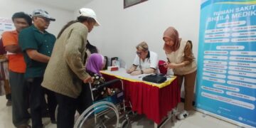 dr. Benjamin Ajak Warga Kedungturi Hidup Sehat, Bawa Misi Kemanusiaan hingga Operasi Bibir Sumbing Gratis