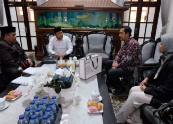 Tas Kulit Sidoarjo Acapcop Naik Kelas, Produk UMKM Tembus Paris Fashion Week