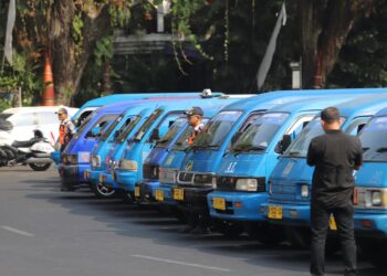 Beri Kemudahan dan Kenyamanan Siswa, Wali Kota Wahyu Luncurkan 66 Angkutan Pelajar Gratis