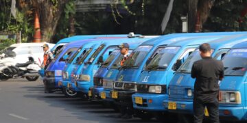 Beri Kemudahan dan Kenyamanan Siswa, Wali Kota Wahyu Luncurkan 66 Angkutan Pelajar Gratis