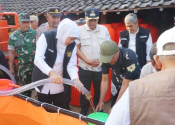 Dari Air Bersih hingga Pangan Terjangkau, Bakorwil Malang Dampingi Gubernur Khofifah Hadir untuk Warga Blitar