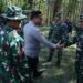 Kapolres Batu Pimpin Apel Siaga Karhutla, Kerahkan Water Bombing Padamkan Titik Api di Gunung Kawinajang