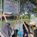 DLH Jatim Bersama LSM Kompilasi Gelar Aksi Bersumpah, Bersihkan Sampah di Sungai Bengawan Jero