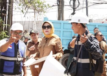 Sidak Rumah Pompa Jati, Wabup Mimik Tekankan Kualitas dan Arah Pembuangan Air.