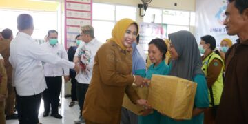 Layani Warga, 200 Lebih Perusahaan, Pemkab Sidoarjo Buka Pelayanan Satu Pintu di Tambaksawah.