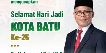 Muhammad Zahri M.pd Ketua YLPI Al Hikmah Surabaya  mengucapkan selamat HUT kota Batu ke 25